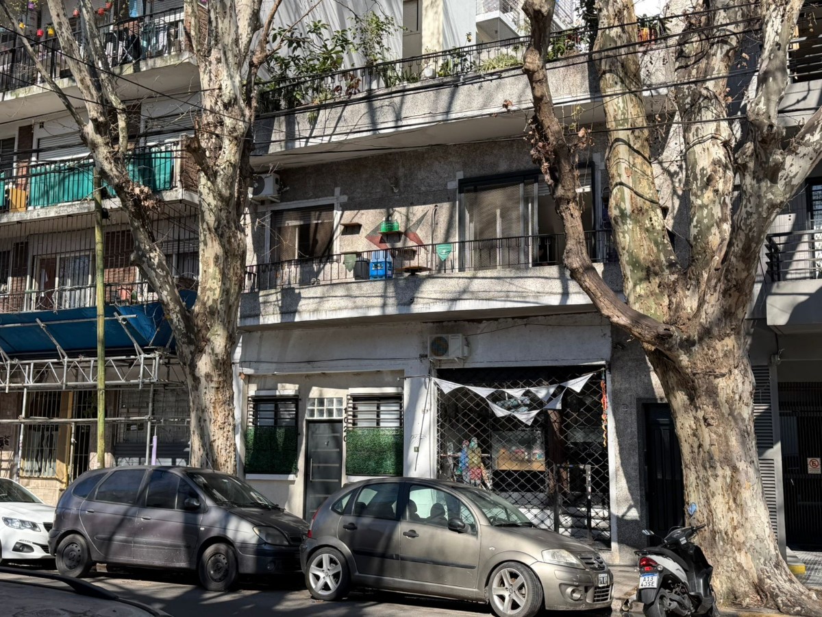 Depto.tipo casa de 3 ambientes en  Venta en Villa Crespo. VELASCO al 1000. Imagen 1