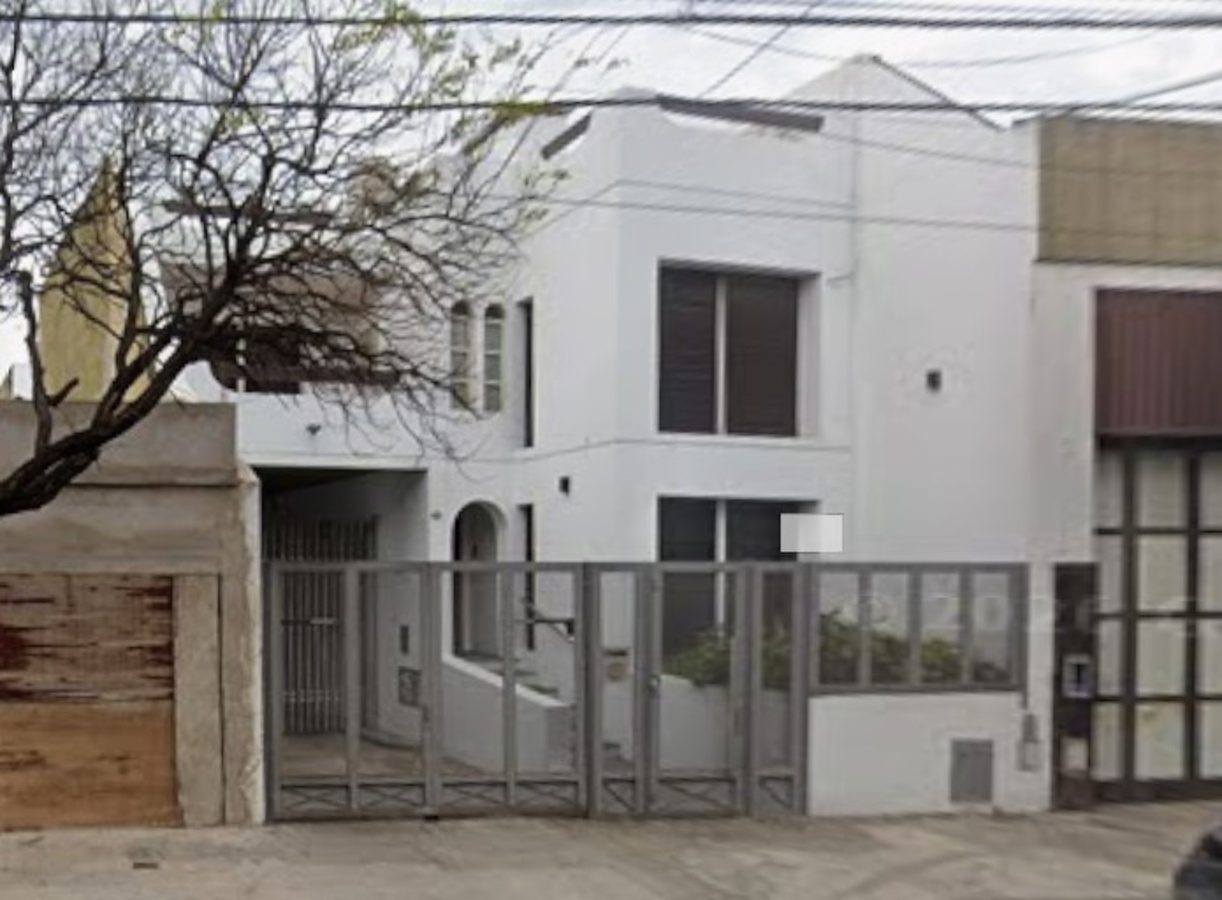 Depto.tipo casa de 4 ambientes en  Alquiler en Chacarita. CONCEPCION ARENAL al 4400. Imagen 1