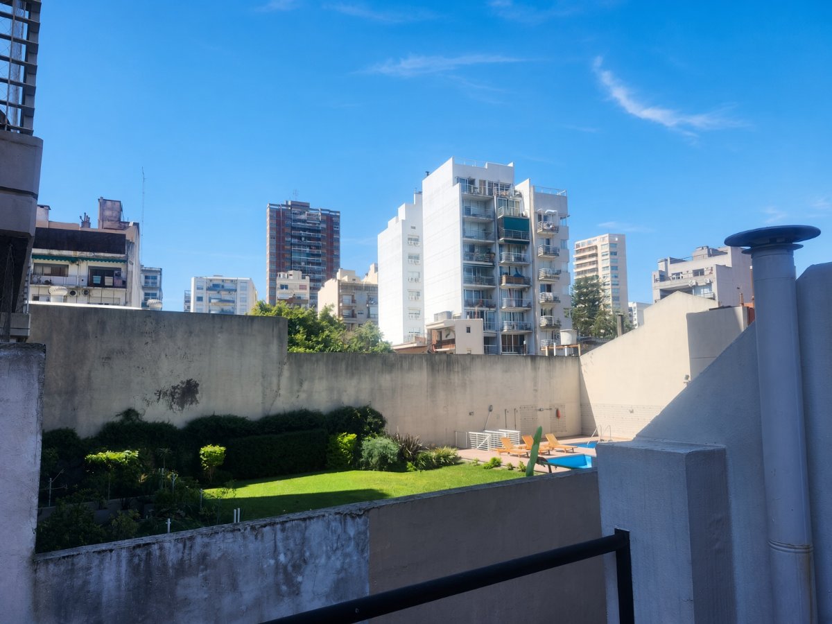 Depto.tipo casa de 3 ambientes en  Venta en Caballito. BOGOTA al 0. Imagen 1