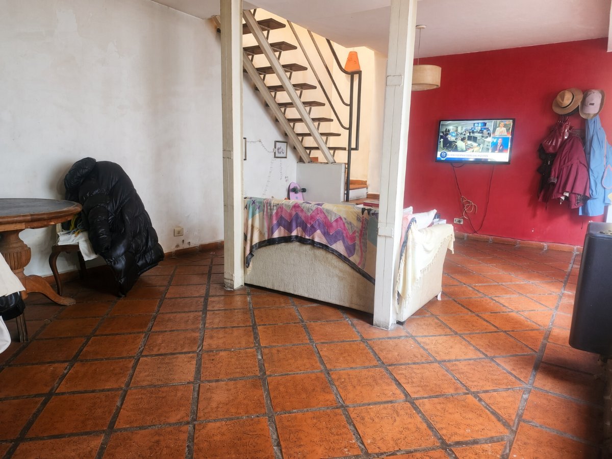 Depto.tipo casa de 3 ambientes en Venta en Caballito