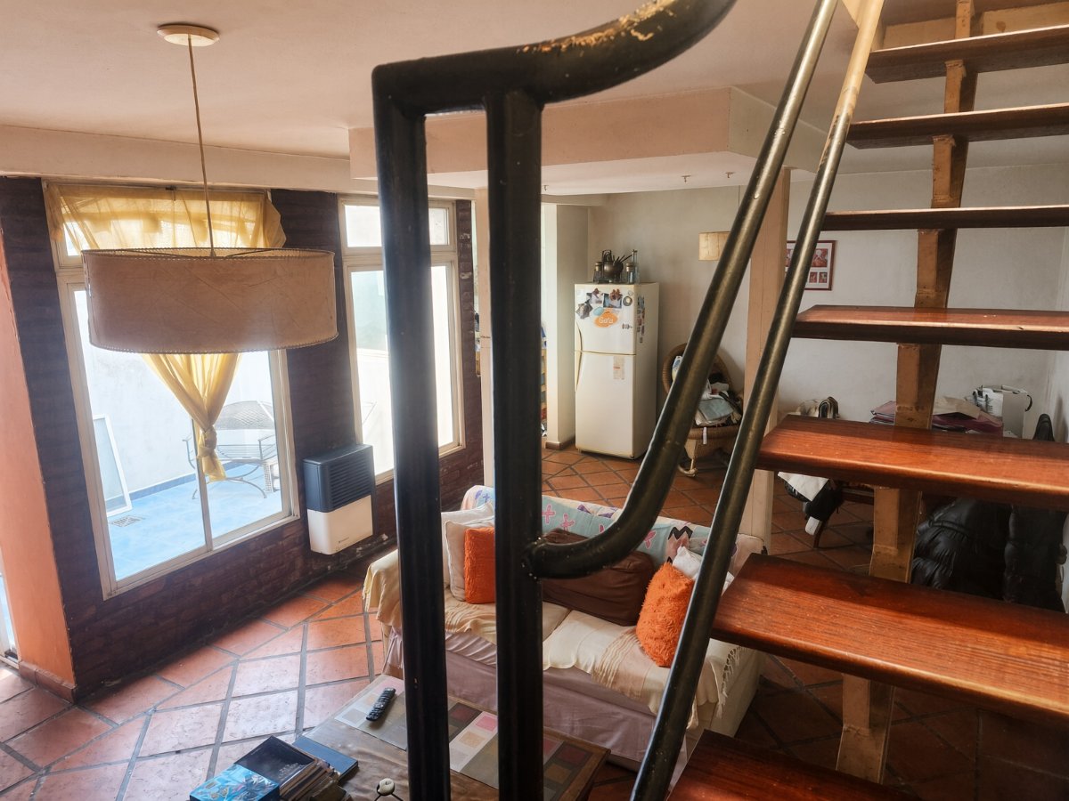 Depto.tipo casa de 3 ambientes en Venta en Caballito
