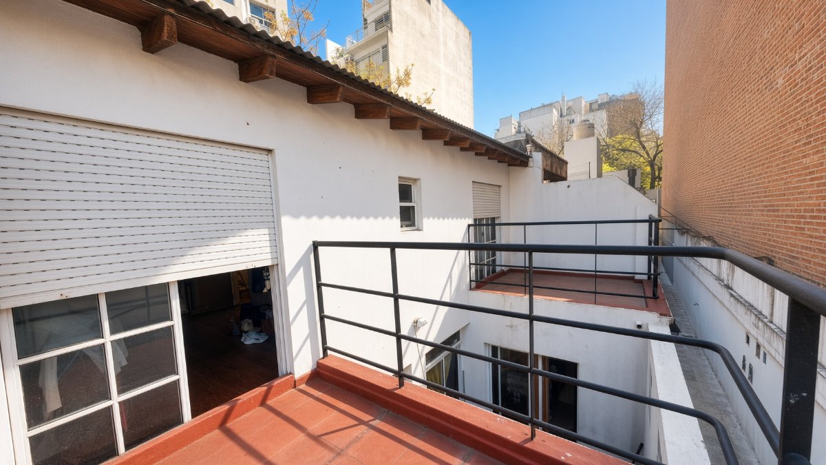 Depto.tipo casa de 3 ambientes en Venta en Caballito