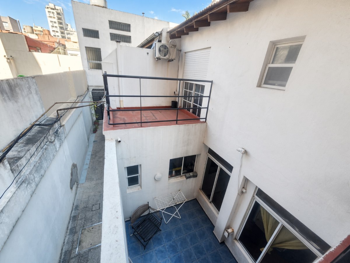 Depto.tipo casa de 3 ambientes en Venta en Caballito