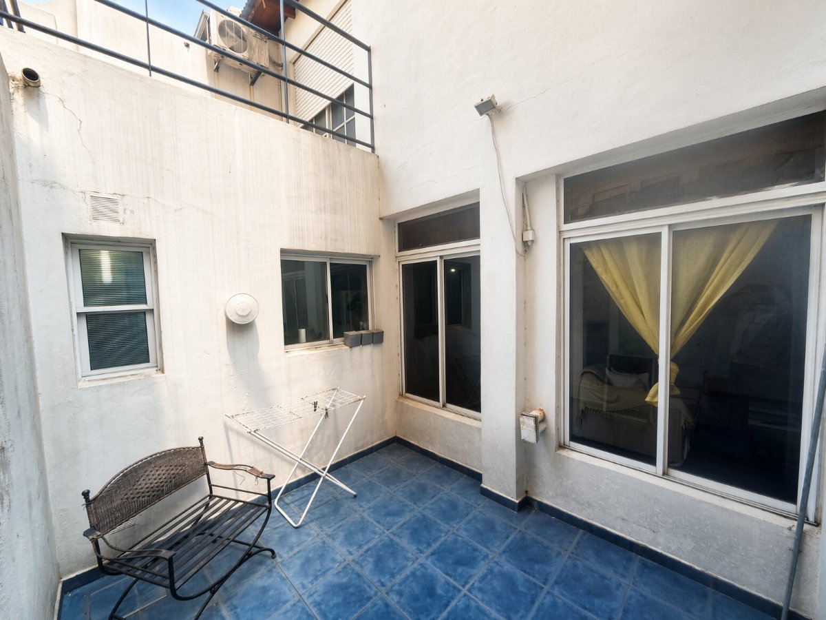 Depto.tipo casa de 3 ambientes en Venta en Caballito