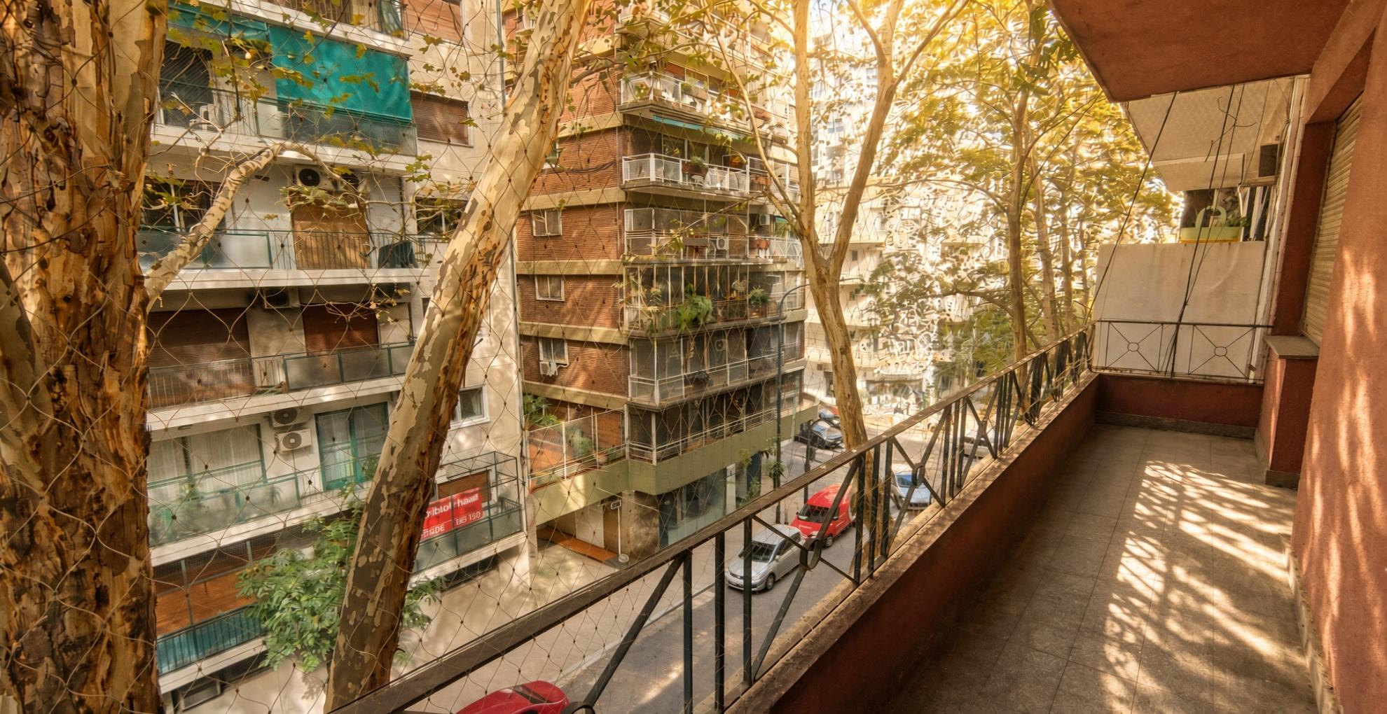 Depto.tipo casa de 4 ambientes en  Venta en Caballito. ROSARIO al 600. Imagen 1