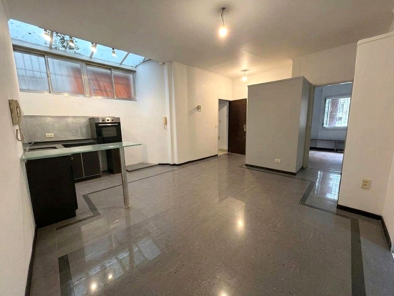 Depto.tipo casa de 3 ambientes en Venta en Almagro