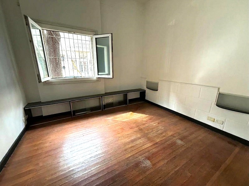 Depto.tipo casa de 3 ambientes en Venta en Almagro