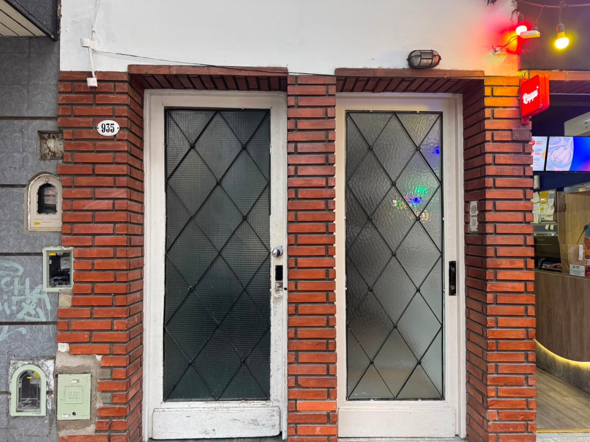 Depto.tipo casa de 2 ambientes en  Venta en Parque Centenario. RIO DE JANEIRO al 900. Imagen 1