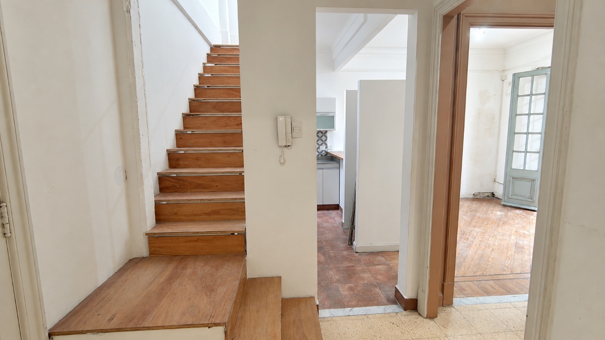 Depto.tipo casa de 4 ambientes en Venta en Almagro