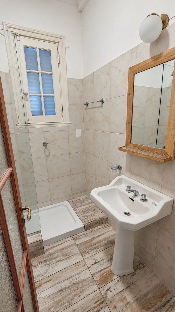 Depto.tipo casa de 4 ambientes en Venta en Almagro