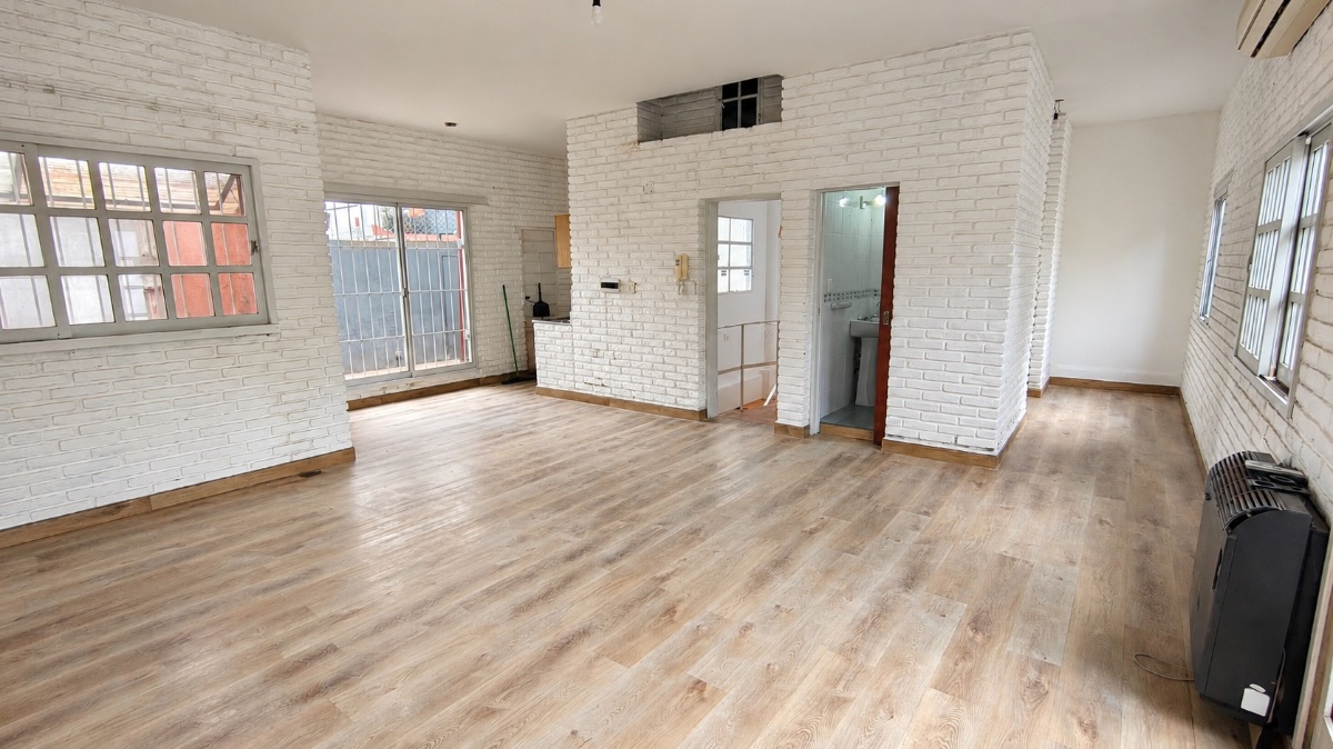 Depto.tipo casa de 4 ambientes en Venta en Villa crespo