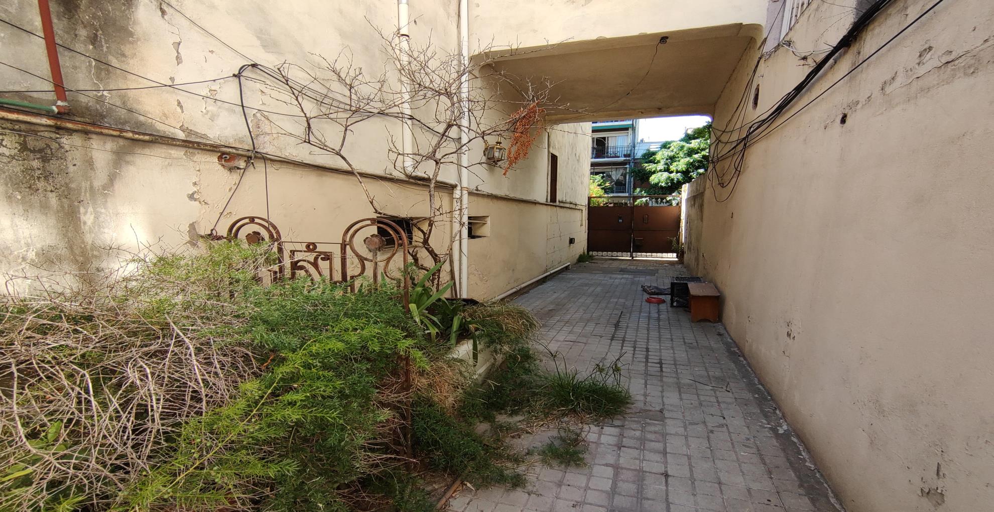 Casa de 8 ambientes en Venta en Caballito