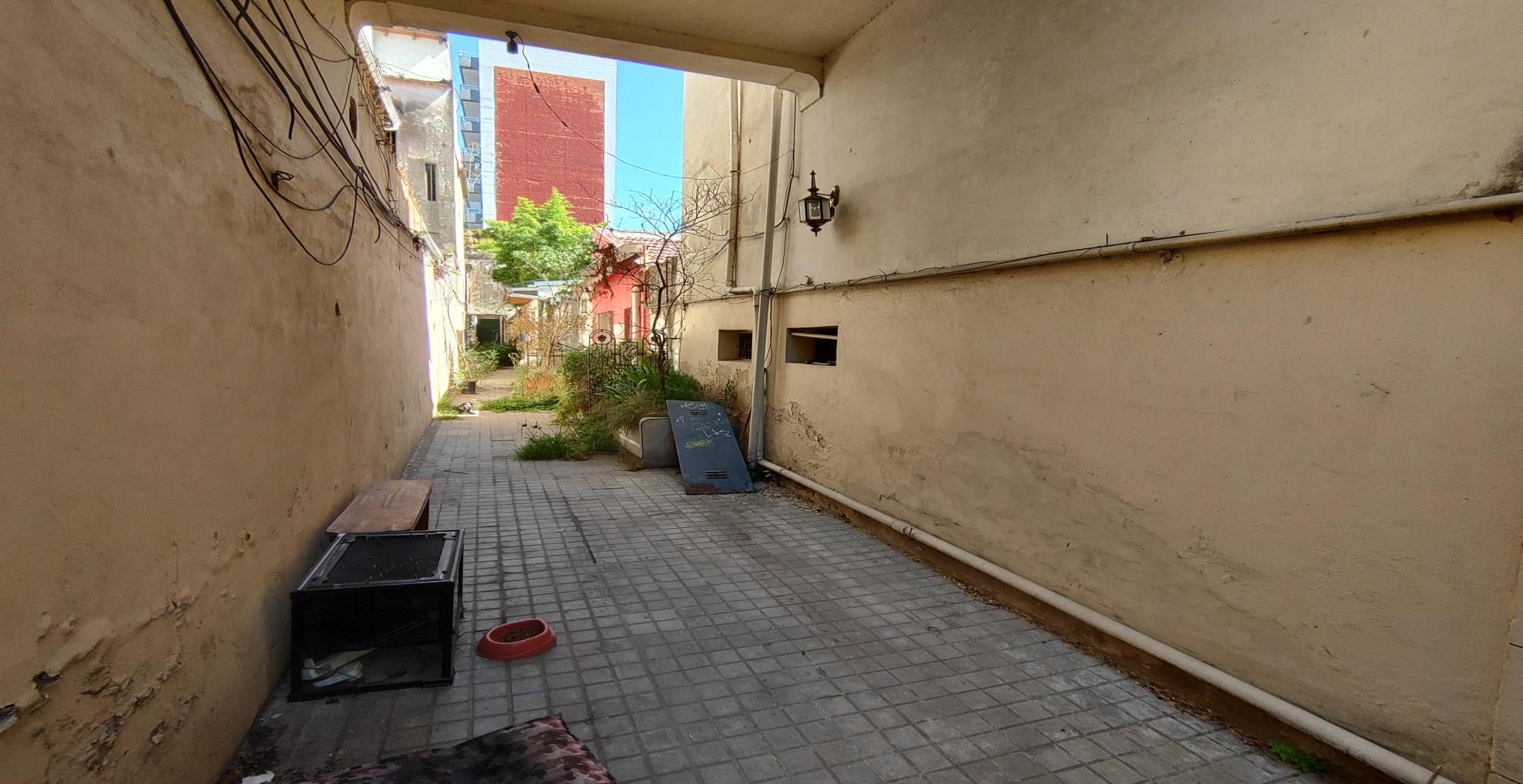 Casa de 8 ambientes en Venta en Caballito