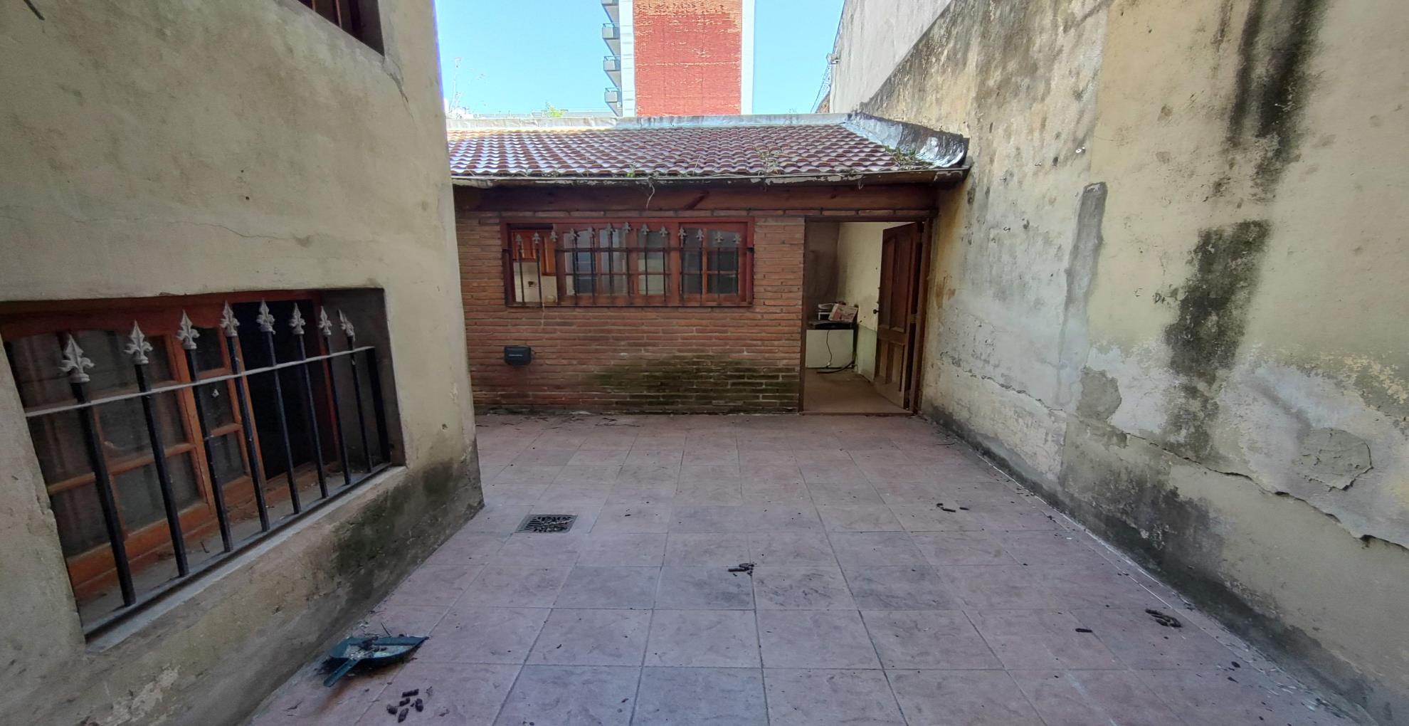 Casa de 8 ambientes en Venta en Caballito