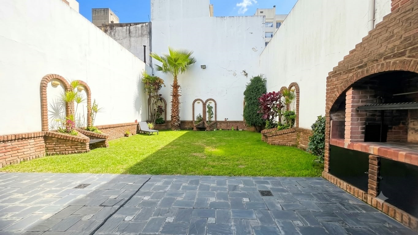 Casa de 5 ambientes en Venta en Caballito