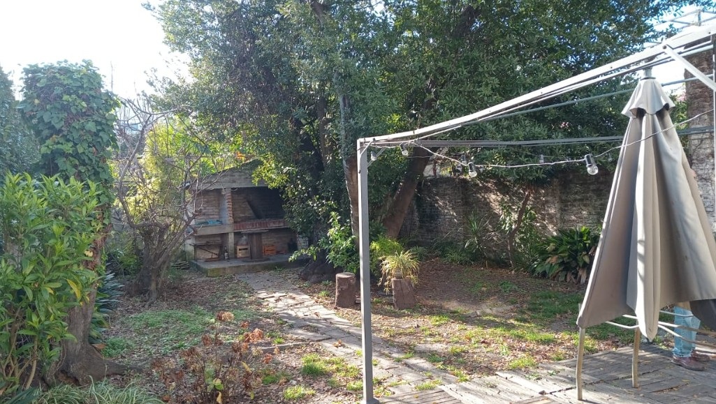 Casa de 6 ambientes en  Venta en Coghlan. PEREZ ROQUE al 2900. Imagen 1