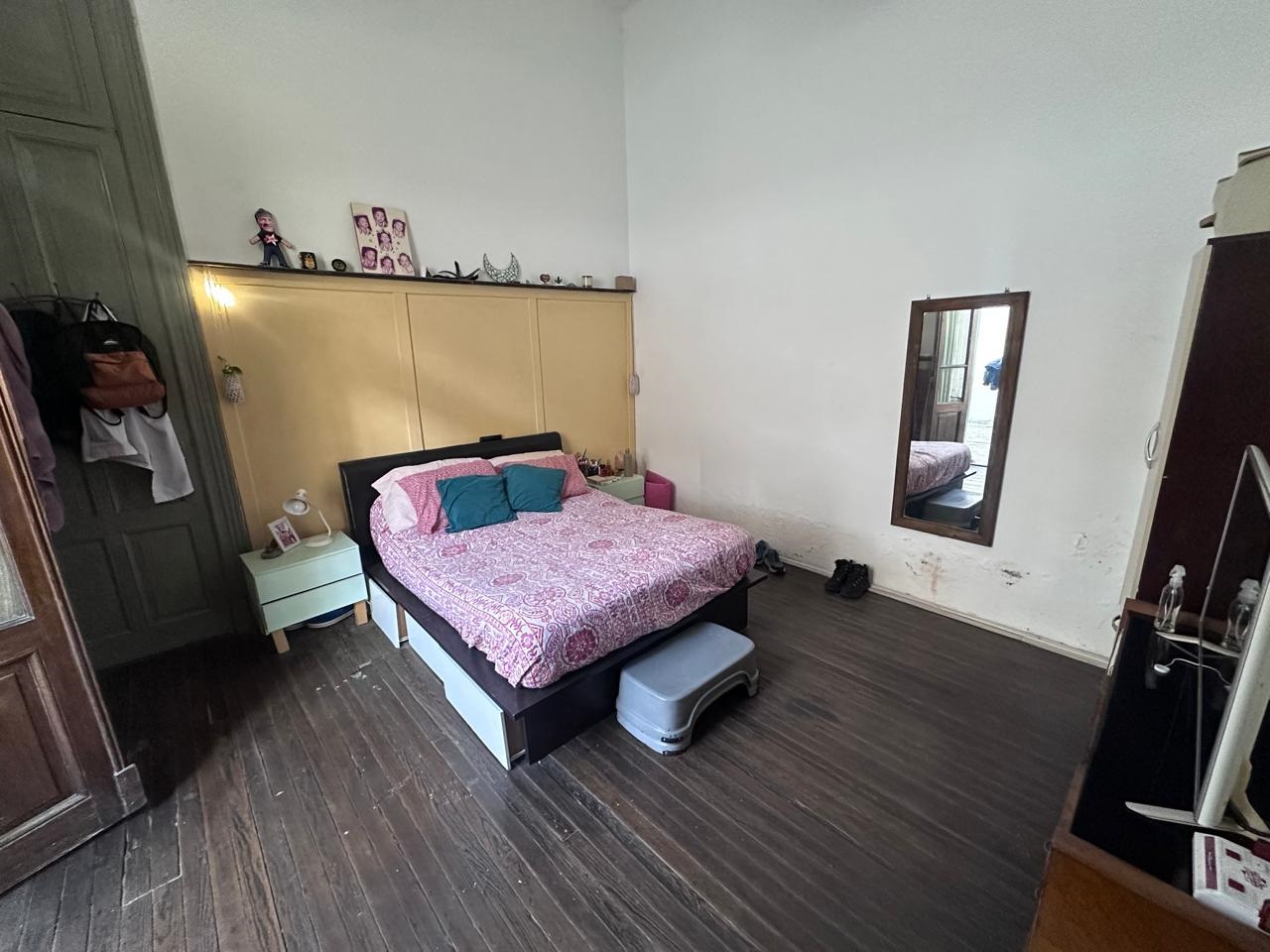 Casa de 5 ambientes en Venta en Almagro