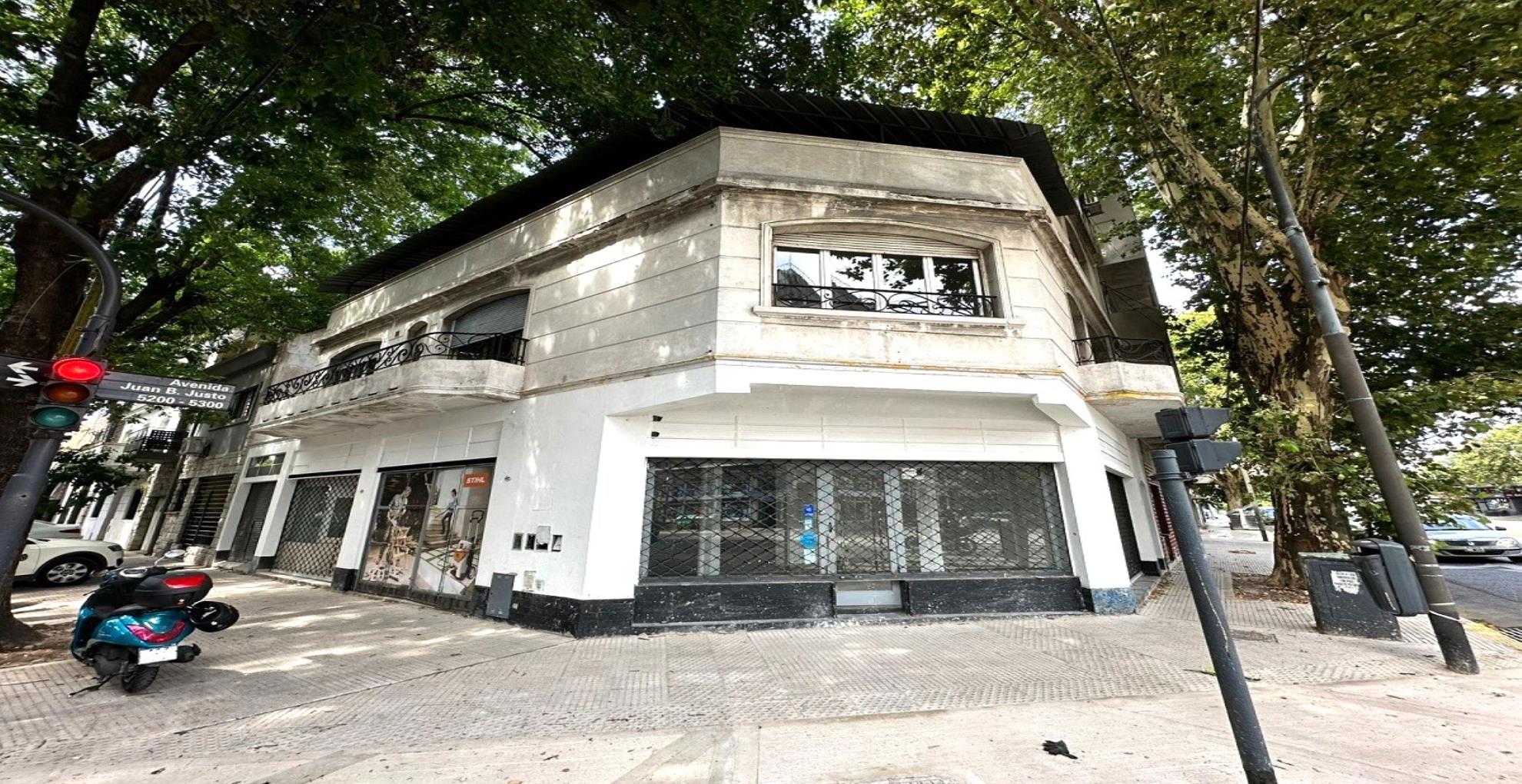 Local de 1 planta en  Venta en Villa Gral.Mitre. JUSTO JUAN B al 5200. Imagen 1