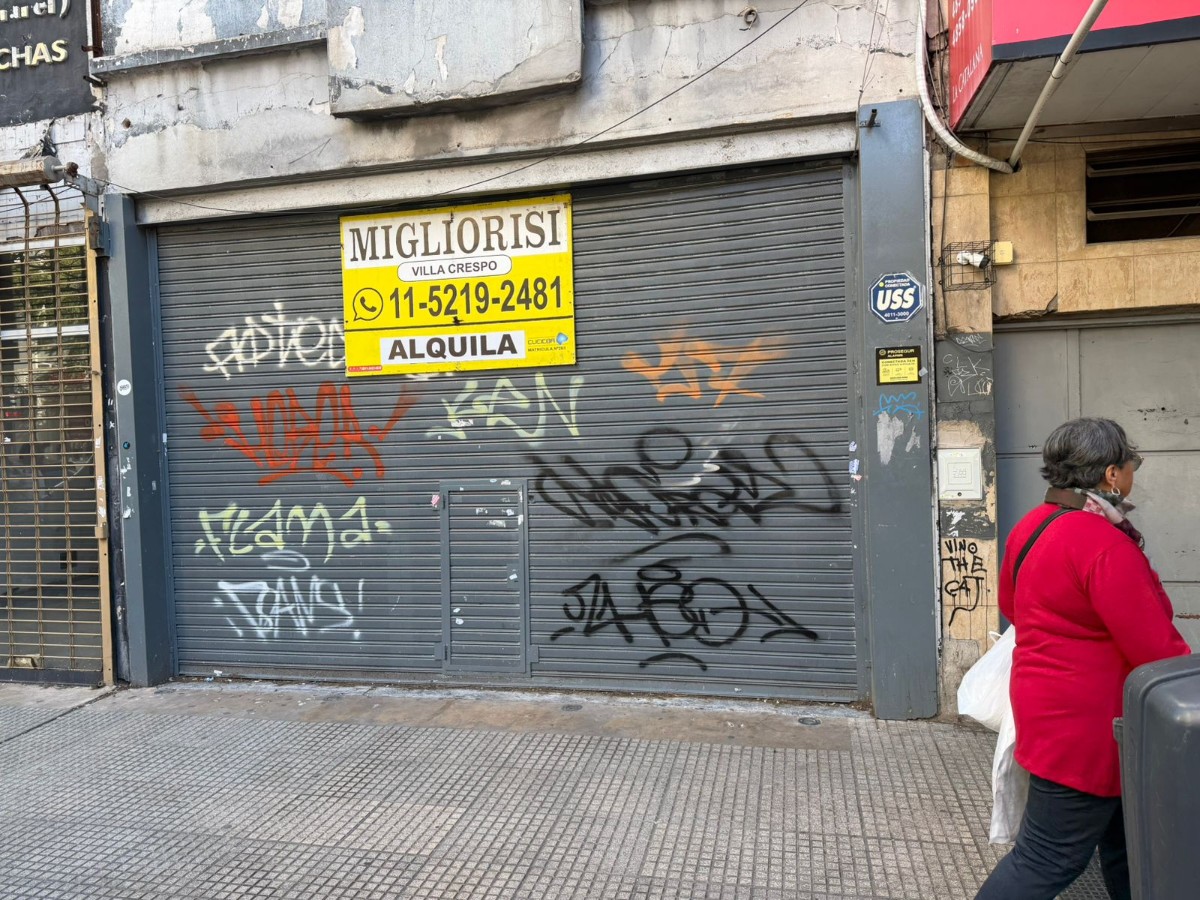 Local de 1 planta en  Alquiler en Villa Crespo. CORRIENTES al 5400. Imagen 1