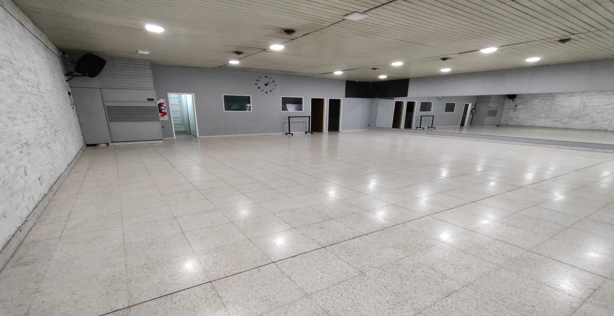 Oficina de 1 planta en  Alquiler en Villa Crespo. CORRIENTES al 5000. Imagen 1