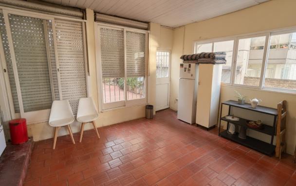 Depto.tipo casa de 8 ambientes en  Alquiler en Almagro. CORRIENTES al 3800. Imagen 3