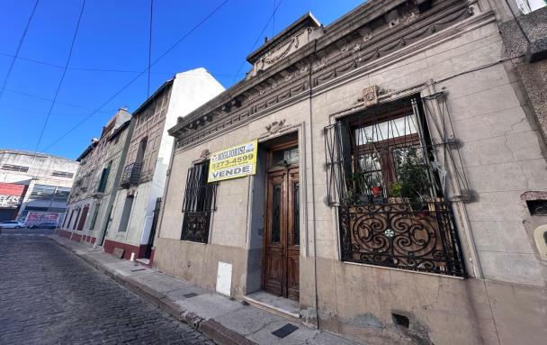 Casa de 5 ambientes en  Venta en Almagro. PJE J KING al 300. Imagen 2